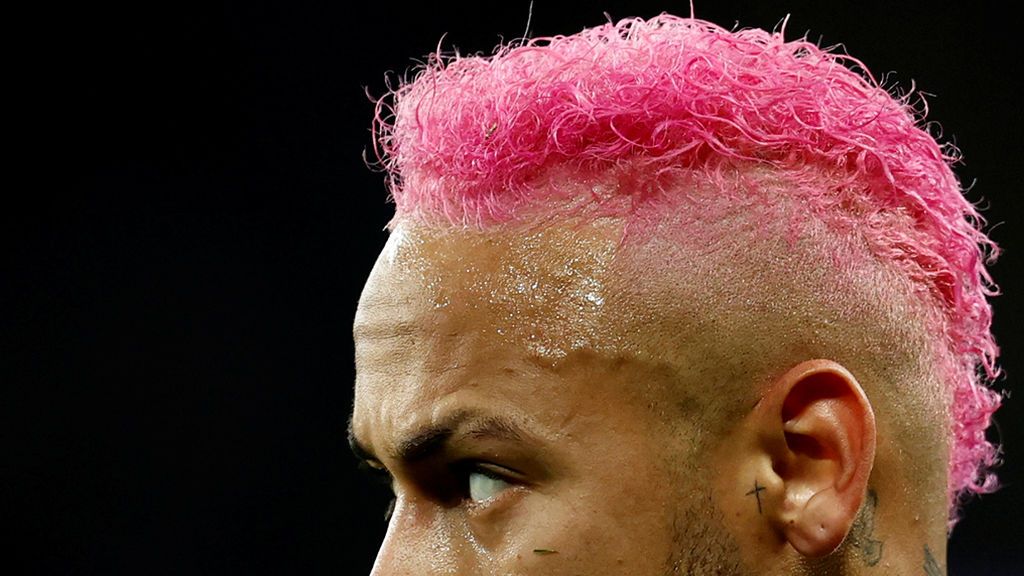 Un grupo de 'hackers' piratea las redes sociales del Barça y anuncia el fichaje de Neymar Un grupo de 'hackers' piratea las redes sociales del Barça y anuncia el fichaje de Neymar