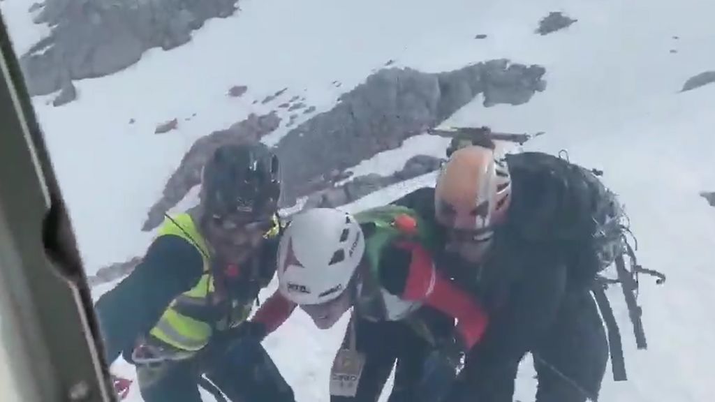 La Guardia Civil rescata a un joven de 16 años, participante de la Sotres Sky Race en los Picos de Europa