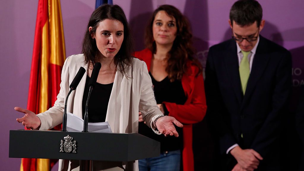 Irene Montero defiende su pasado como cajera como un valor para ser ministra Irene Montero defiende su pasado como cajera como un valor para ser ministra