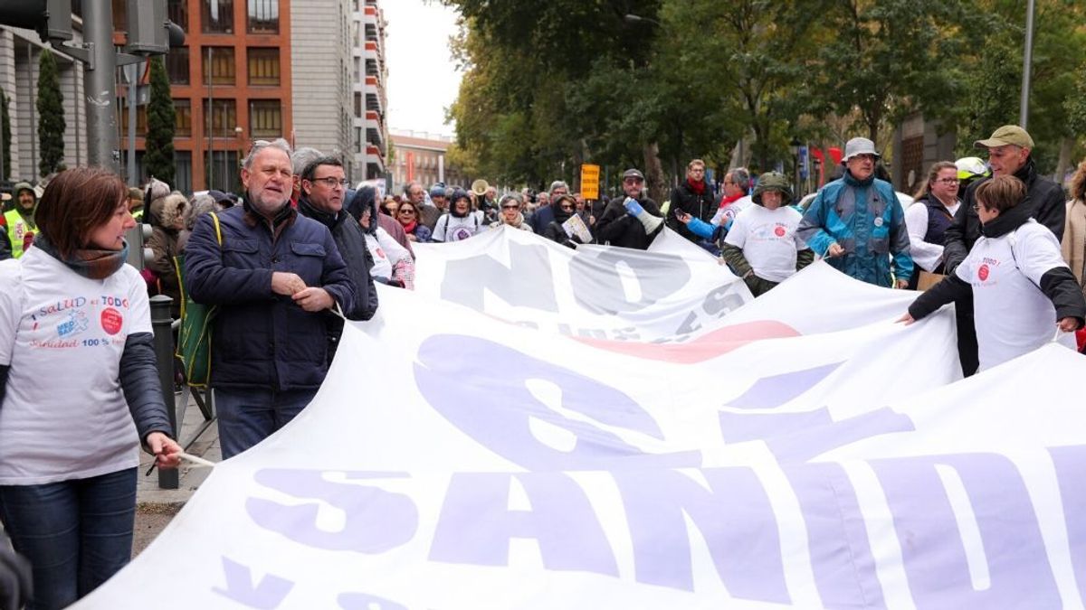 La Marea Blanca recorrerá este domingo Madrid para exigir la mejora de los servicios de Urgencias y Emergencias La Marea Blanca recorrerá este domingo Madrid para exigir la mejora de los servicios de Urgencias y Emergencias