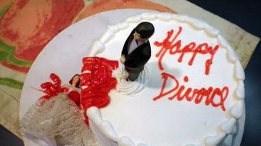 Las mejores tartas para celebrar tu divorcio, en imágenes / RiotDaily