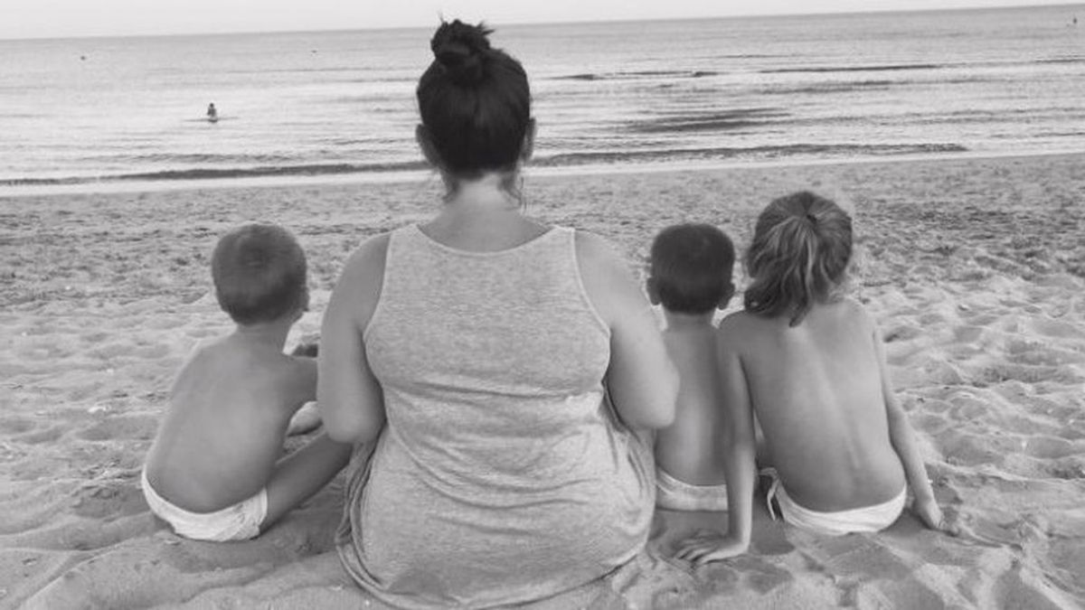 La madre de tres niños con Ataxia de Friedrich, una enfermedad rara neurodegenerativa, reclama investigación en Change.org