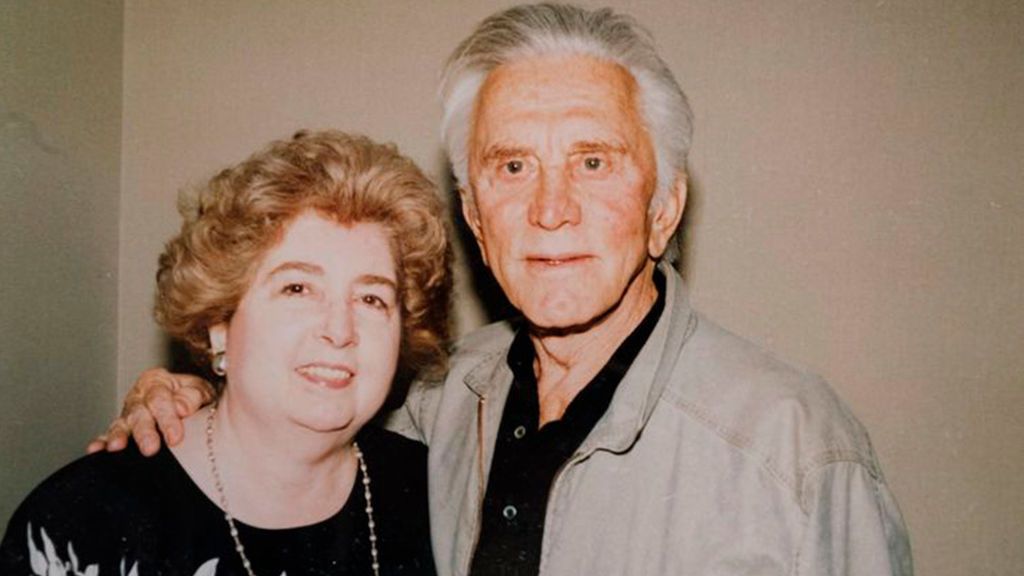 con-kirk-douglas