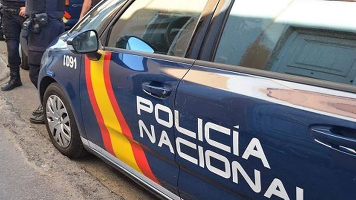 Detenido, con 51 años, por masturbarse mientras grababa a una joven con un móvil en Salamanca