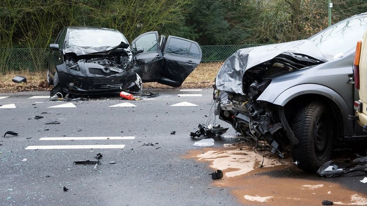 Investigan por un delito contra la integridad a una conductora que hizo viral el vídeo de un accidente mortal Investigan por un delito contra la integridad a una conductora que hizo viral el vídeo de un accidente mortal