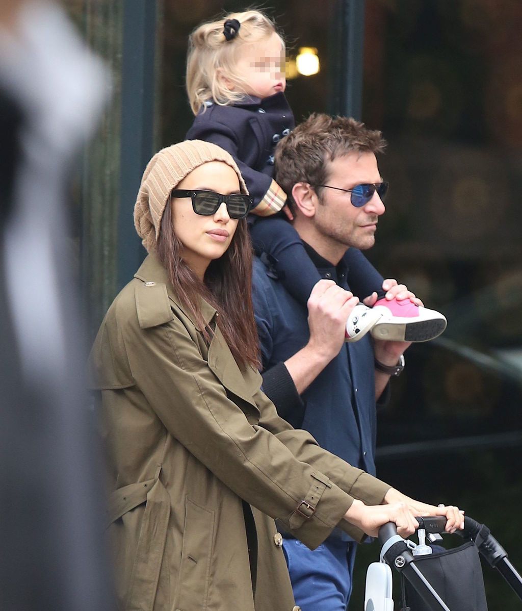 Bradley Cooper e Irina Shayk, junto a su hija Lea De Seine