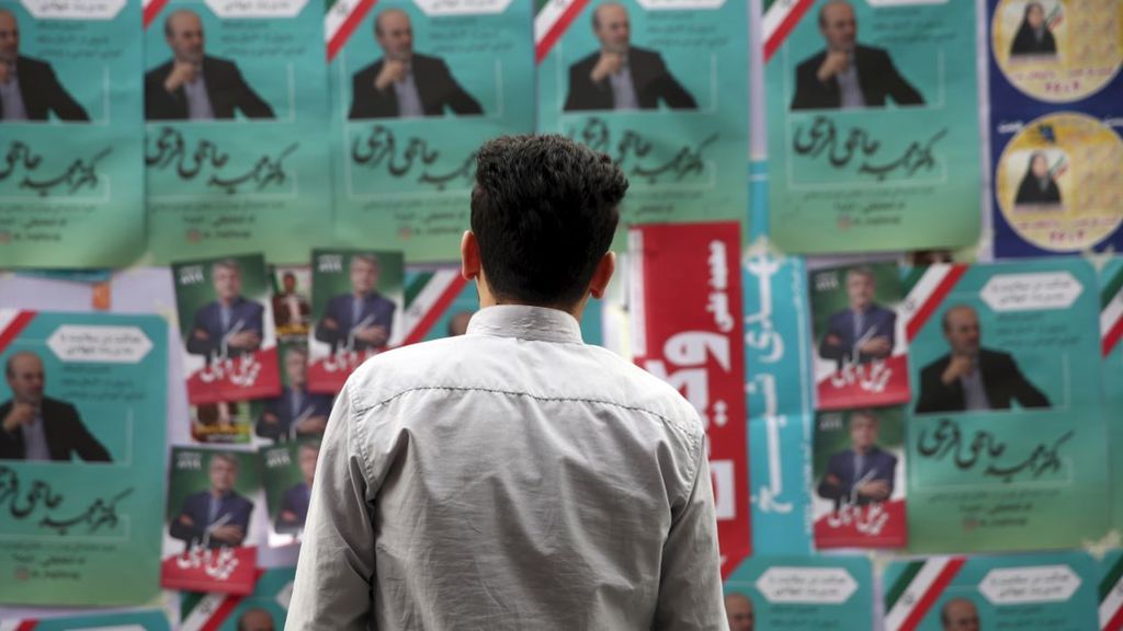 Irán celebra elecciones parlamentarias en medio de protestas contra el régimen Irán celebra elecciones parlamentarias en medio de protestas contra el régimen