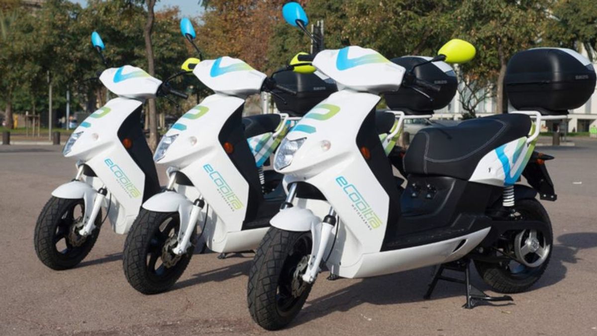 Caos ante la regulación de licencias de ‘motosharing’ de Barcelona Caos ante la regulación de licencias de ‘motosharing’ de Barcelona