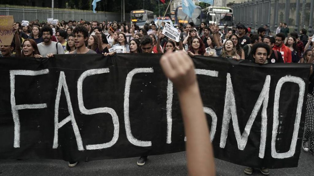 Haz el test fascista del profesor de instituto de Asturias Haz el test fascista del profesor de instituto de Asturias