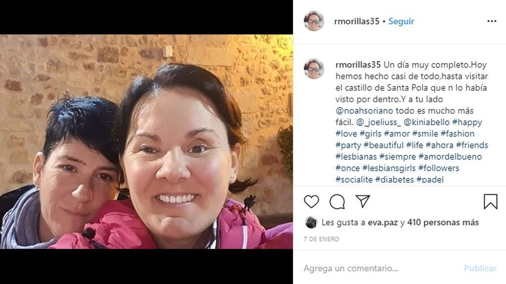 Raquel Morillas junto a su novia