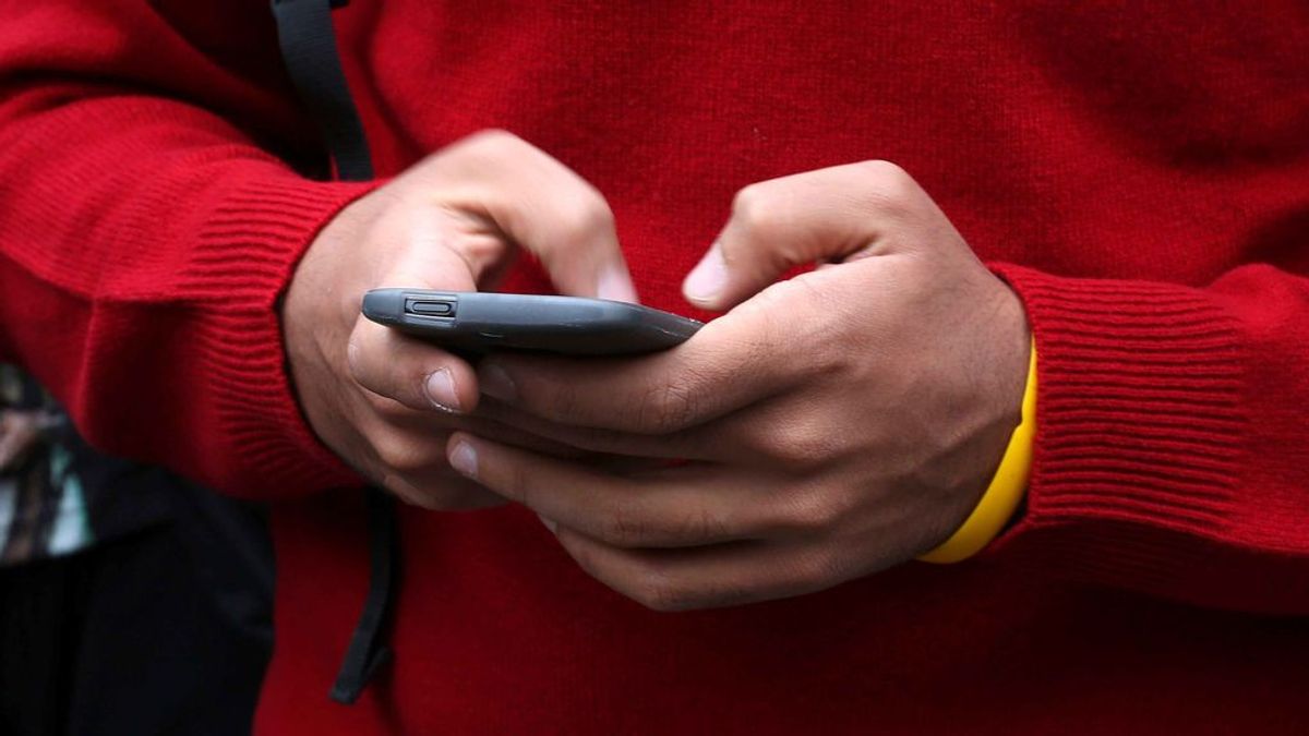Investigan a dos menores por difundir una fotografía íntima de otra menor en las redes sociales Investigan a dos menores por difundir una fotografía íntima de otra menor en las redes sociales