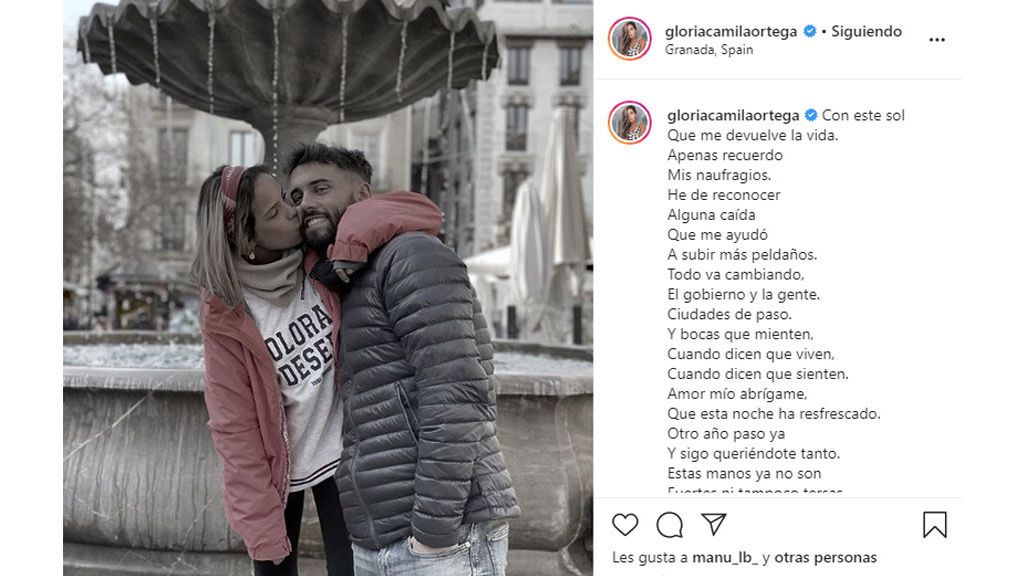 Gloria Camila posa con su novio