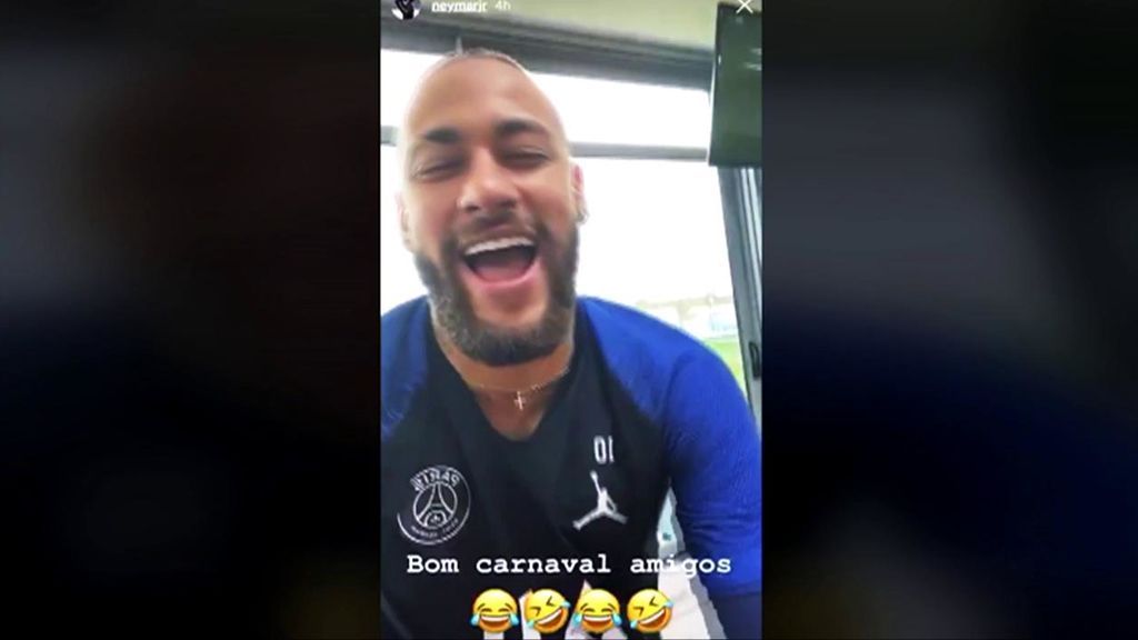 Neymar se ríe de todos para anunciar que no estará en el Carnaval de Río: "No habrá polémica"