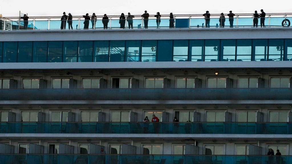 Tercera muerte en el crucero 'Diamond Princess', aislado en Yokohama por el nuevo coronavirus Tercera muerte en el crucero 'Diamond Princess', aislado en Yokohama por el nuevo coronavirus