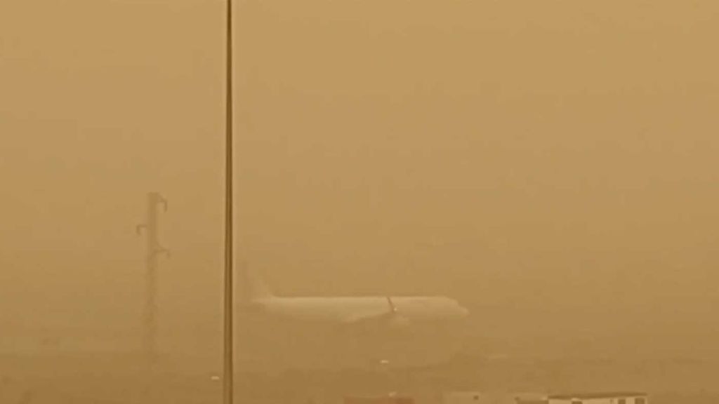 Reabre el aeropuerto de Gran Canaria