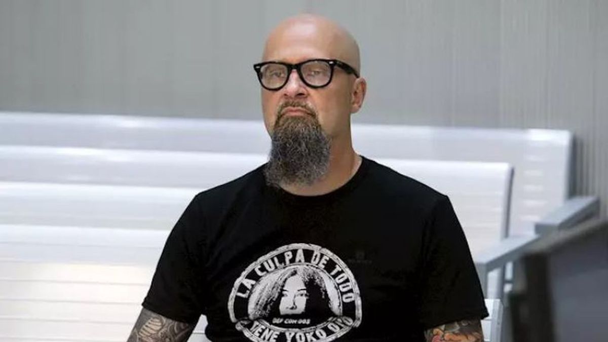 El TC ampara al cantante de Def con Dos, condenado por enaltecer el terrorismo en Twitter El TC ampara al cantante de Def con Dos, condenado por enaltecer el terrorismo en Twitter