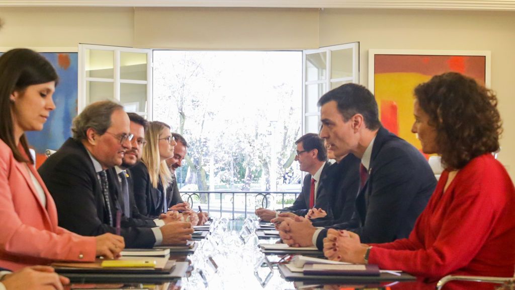 La mesa de diálogo del Gobierno y de diálogo se reunirá cada mes La mesa de diálogo del Gobierno y de diálogo se reunirá cada mes