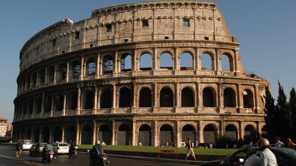 Padres y colegios de toda España, ante el dilema de suspender o no los viajes escolares a Italia