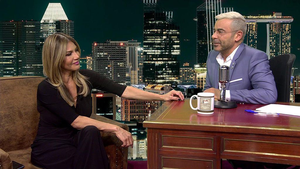 Jorge Javier Vázquez entrevista a Ivonne Reyes