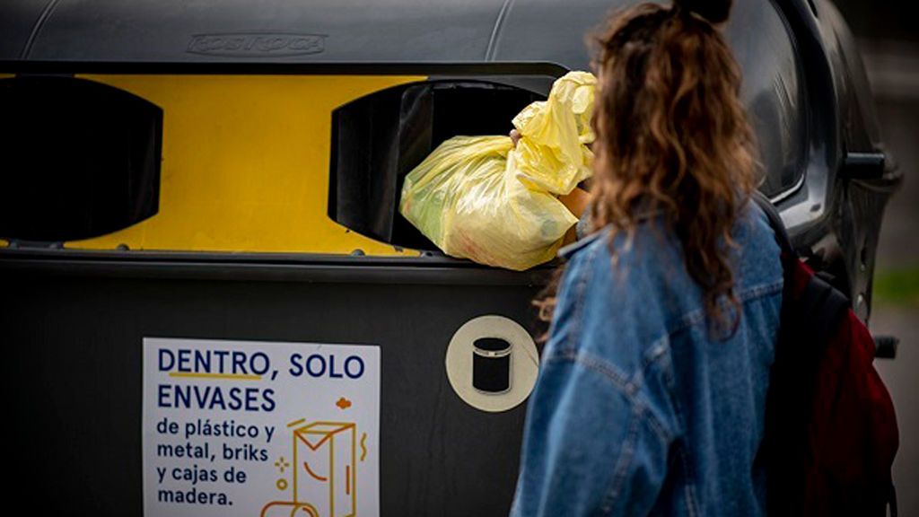 El 82% de los españoles admite que no recicla suficiente plástico El 82% de los españoles admite que no recicla suficiente plástico