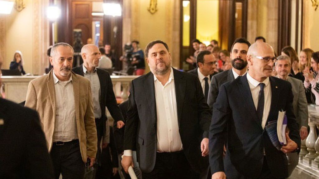 Junqueras y Romeva saldrán de la cárcel tres días por semana Junqueras y Romeva saldrán de la cárcel tres días por semana