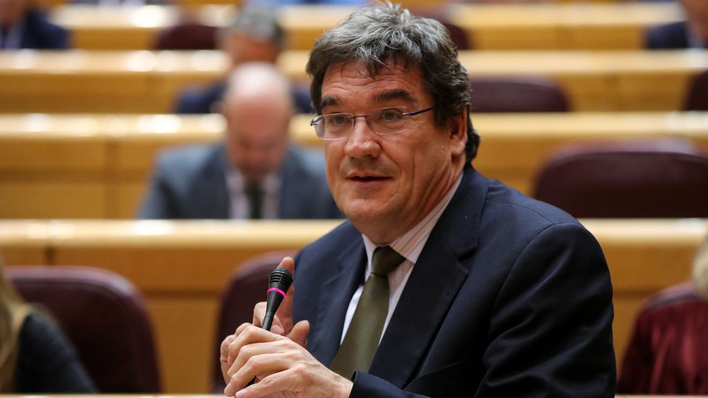 Escrivá apuesta por retrasar la edad real de jubilación y mantener la legal en 67 años Escrivá apuesta por retrasar la edad real de jubilación y mantener la legal en 67 años