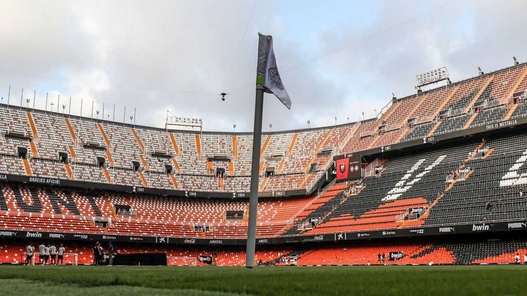 El Valencia CF anula todos los actos públicos en espacios cerrados por miedo al coronavirus