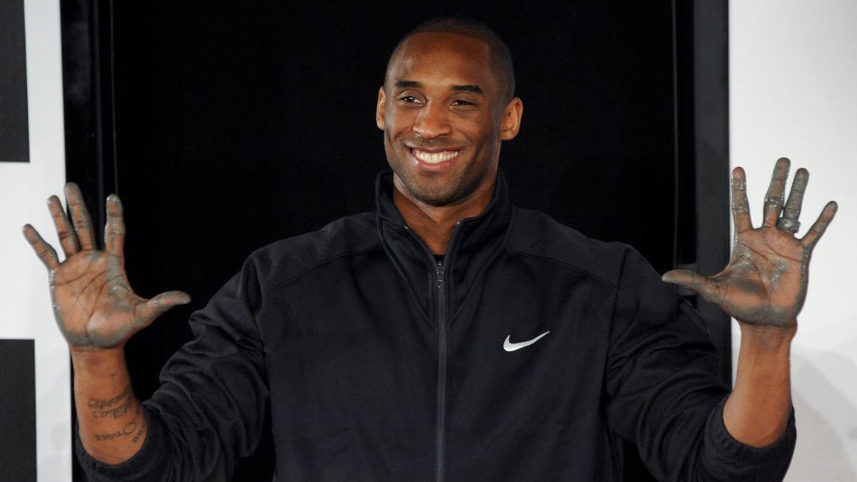 Huellas de las manos de Kobe Bryant serán subastadas con una estimación de venta de 5.500 euros Huellas de las manos de Kobe Bryant serán subastadas con una estimación de venta de 5.500 euros