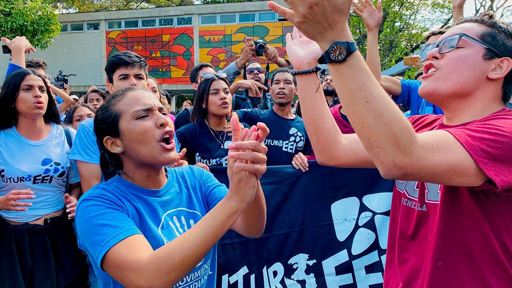 Los universitarios venezolanos calientan las calles de cara a la nueva agenda de protestas