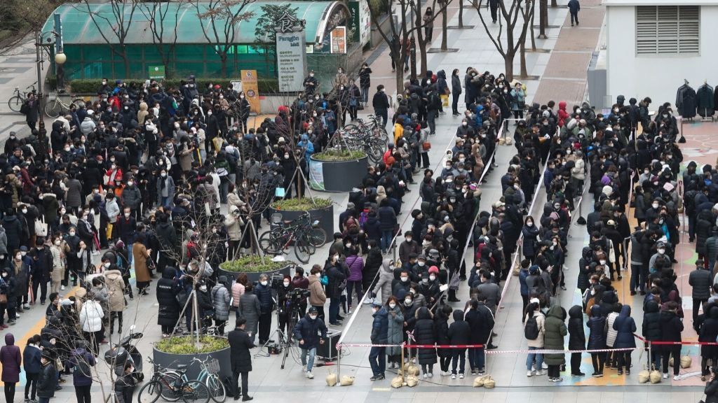 Aumentan a 16 los muertos por coronavirus en Corea del Sur y se superan los 2.900 afectados Aumentan a 16 los muertos por coronavirus en Corea del Sur y se superan los 2.900 afectados