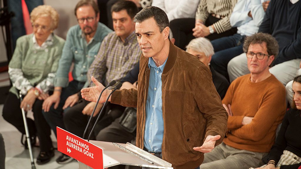 Sánchez asegura que cumplirá con el Estatuto vasco y apuesta por el diálogo frente a las "zancadillas" Sánchez asegura que cumplirá con el Estatuto vasco y apuesta por el diálogo frente a las "zancadillas"