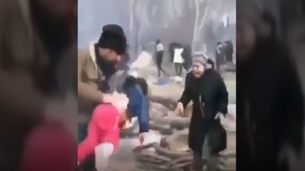 Grecia le hace la guerra a los migrantes