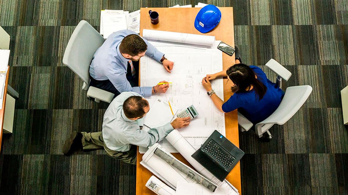 Guía para el coronavirus: "Las empresas deberán parar su actividad laboral si hay riesgo de contagio" Guía para el coronavirus: "Las empresas deberán parar su actividad laboral si hay riesgo de contagio"