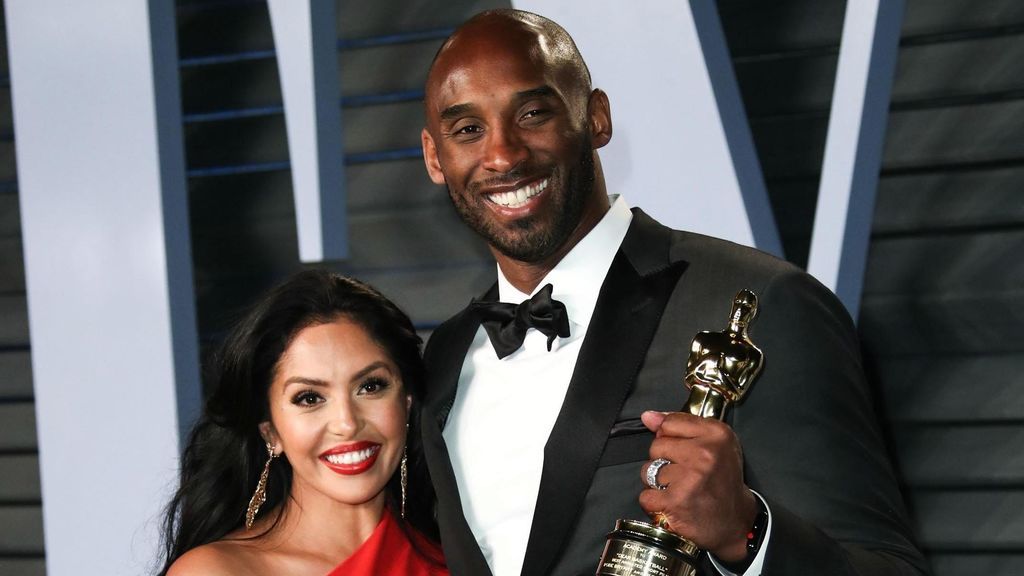 Kobe y Vanessa Bryant, en una de sus últimas apariciones antes del fatal accidente.