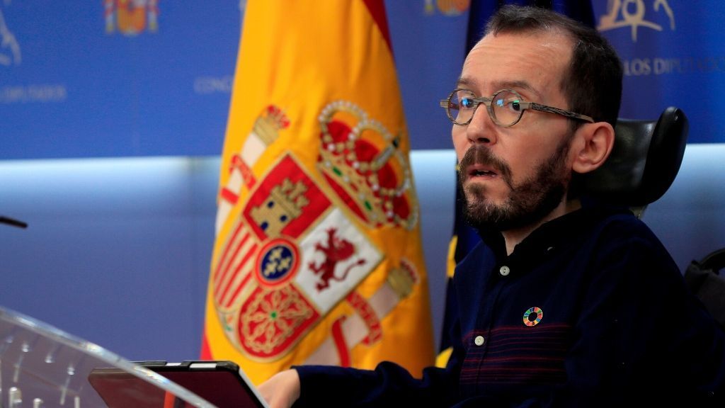 Echenique: "Parece que hace falta que venga un machote y te diga:' Yo te arreglo la ley'" Echenique: "Parece que hace falta que venga un machote y te diga:' Yo te arreglo la ley'"
