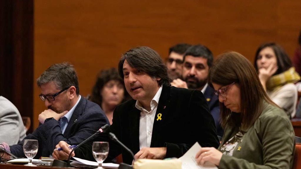 Un diputado de JxC y otras 48 personas imputadas por desviar fondos de la Diputación de Barcelona a entidades relacionadas con el procés Un diputado de JxC y otras 48 personas imputadas por desviar fondos de la Diputación de Barcelona a entidades relacionadas con el procés