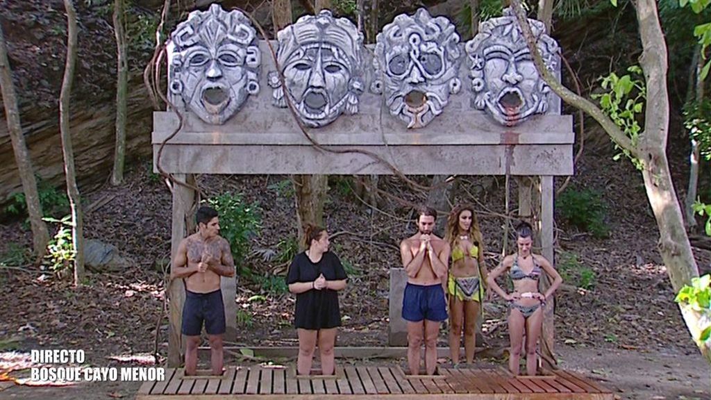 Uno de los habitantes de Playa Desvalida,será expulsado de Cayos Cochinos: jueves, a las 22:00 horas