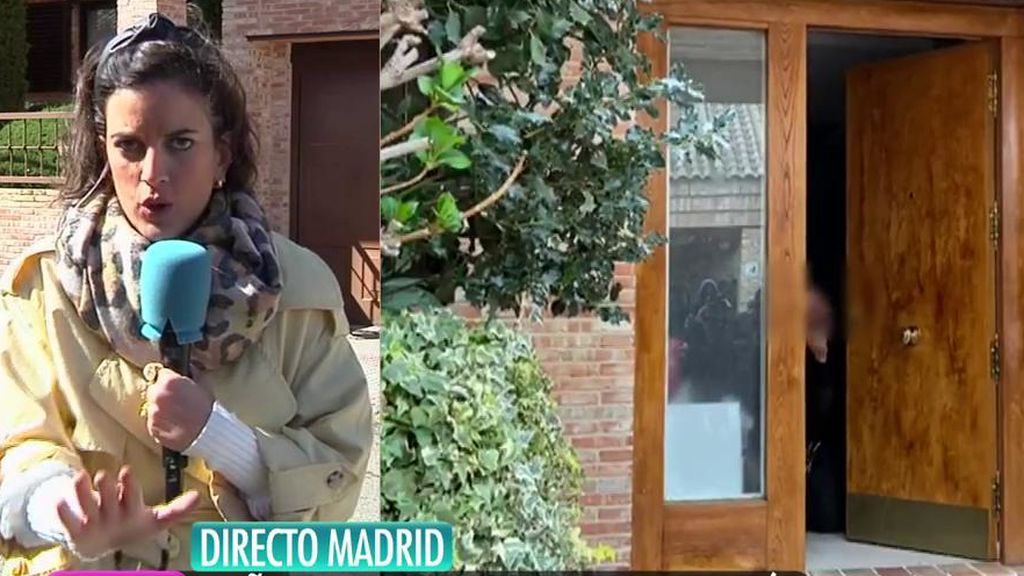 Toño Sanchís abandona la casa de Belén Esteban y deja dos pintadas al salir