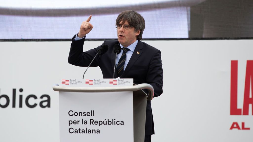 Piden investigar a Puigdemont por fraude en la gestión del agua de Girona