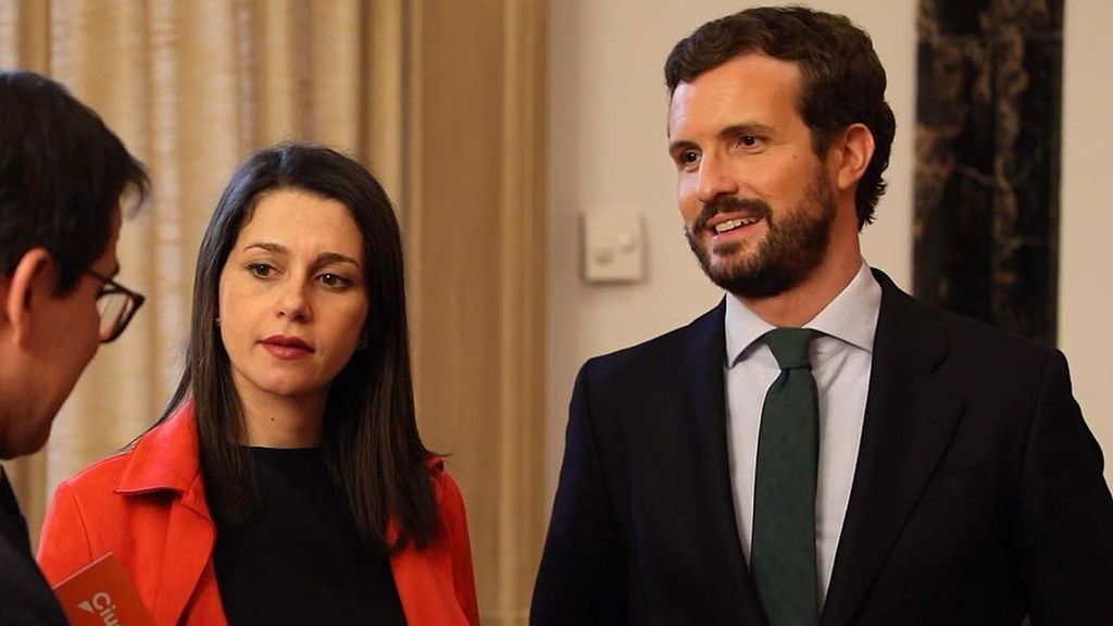 Casado dispuesto a sacrificar la marca PP con tal de refundar el centro derecha Casado dispuesto a sacrificar la marca PP con tal de refundar el centro derecha