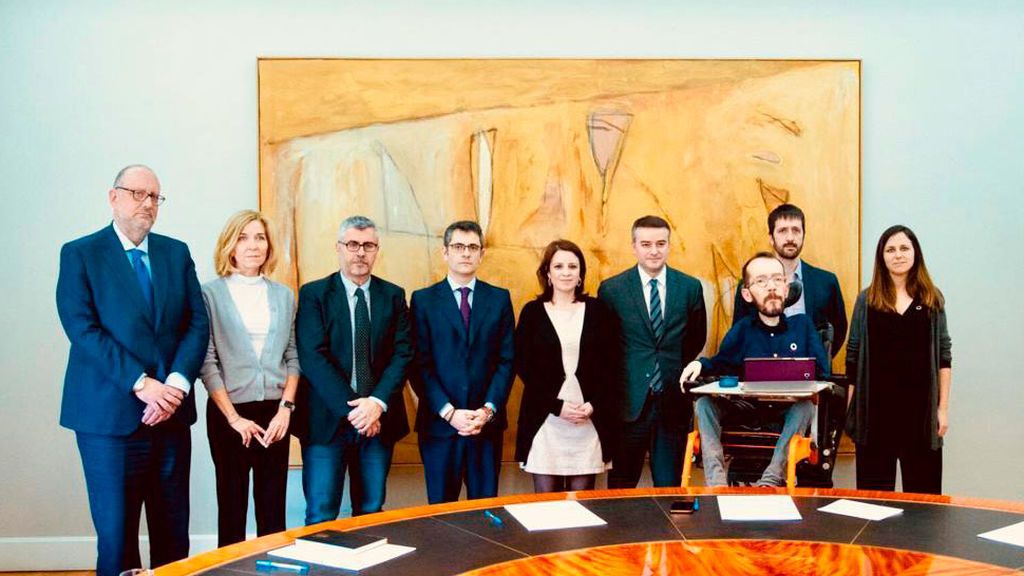 La comisión PSOE-Podemos se reúne de urgencia tras las tensiones entre los socios de Gobierno La comisión PSOE-Podemos se reúne de urgencia tras las tensiones entre los socios de Gobierno