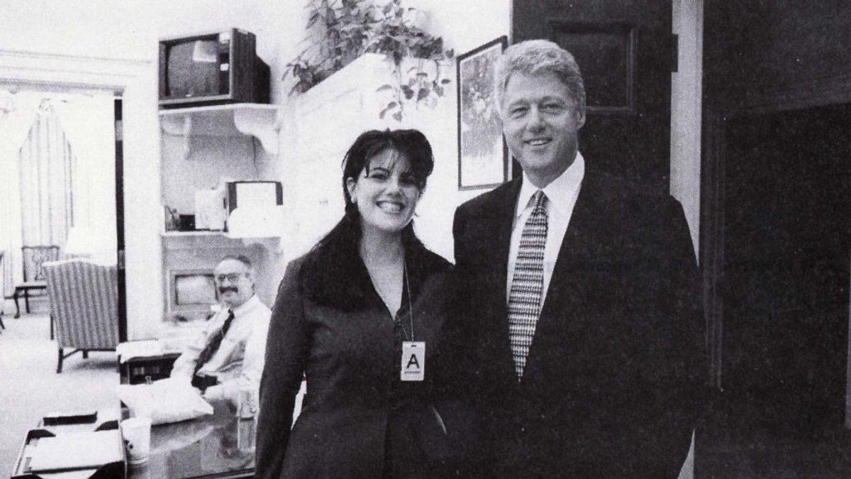 Bill Clinton justifica ahora su escándalo sexual con Monica Lewinsky: "Fue para gestionar mi ansiedad" Bill Clinton justifica ahora su escándalo sexual con Monica Lewinsky: "Fue para gestionar mi ansiedad"