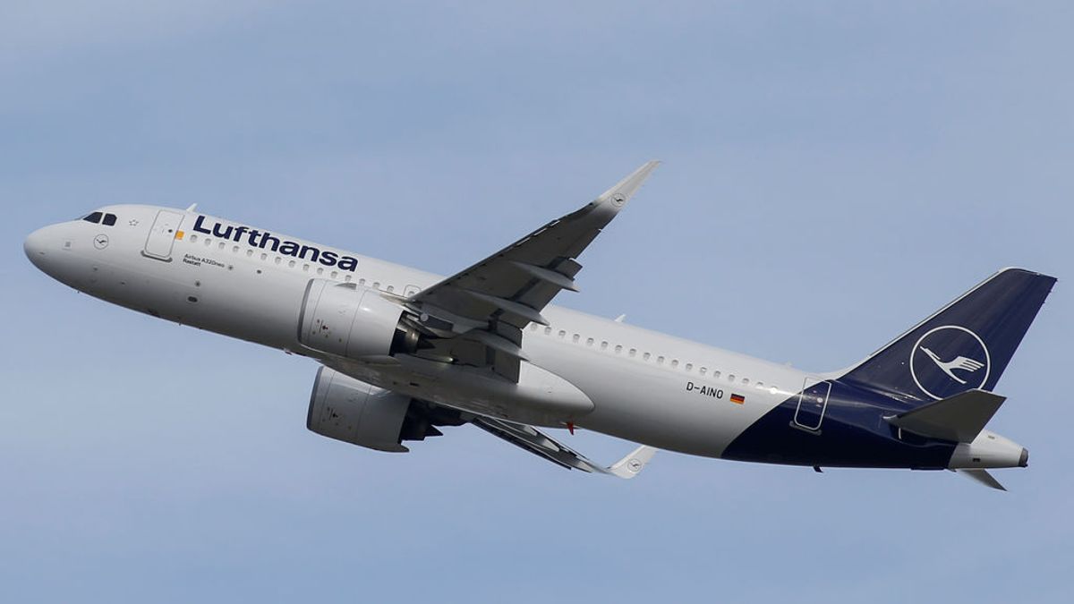 Lufthansa reducirá la capacidad de sus vuelos un 50% por la caída de demanda Lufthansa reducirá la capacidad de sus vuelos un 50% por la caída de demanda