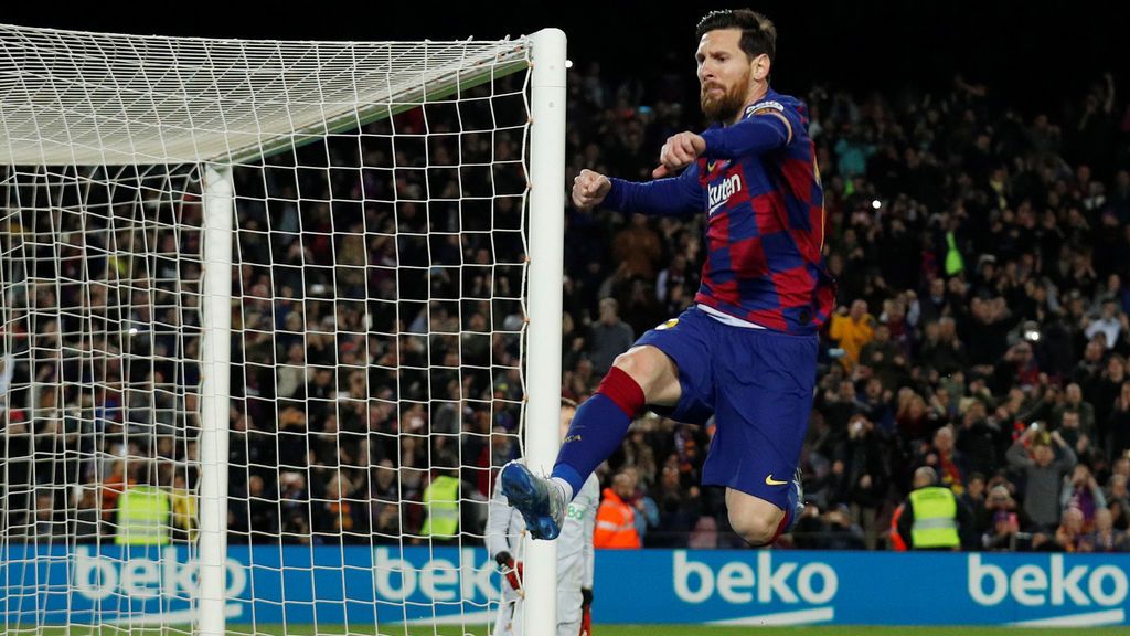 El Barcelona vence por la mínima a la Real Sociedad (1-0) con un gol de penalti revisado por el VAR El Barcelona vence por la mínima a la Real Sociedad (1-0) con un gol de penalti revisado por el VAR