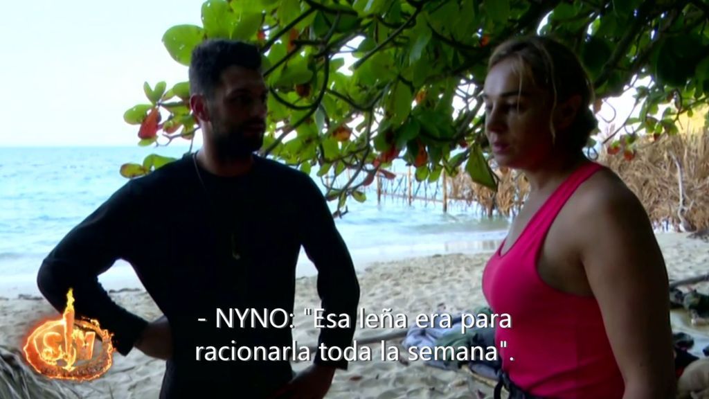 Ana María Aldón gasta toda la leña en una noche