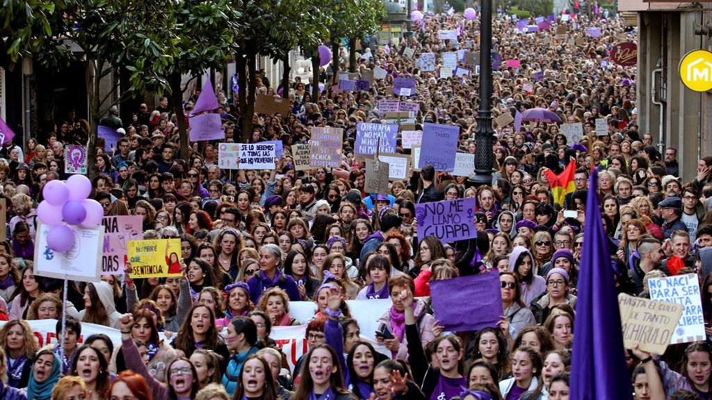 Manifestación por el Día Internacional de la Mujer, en imágenes