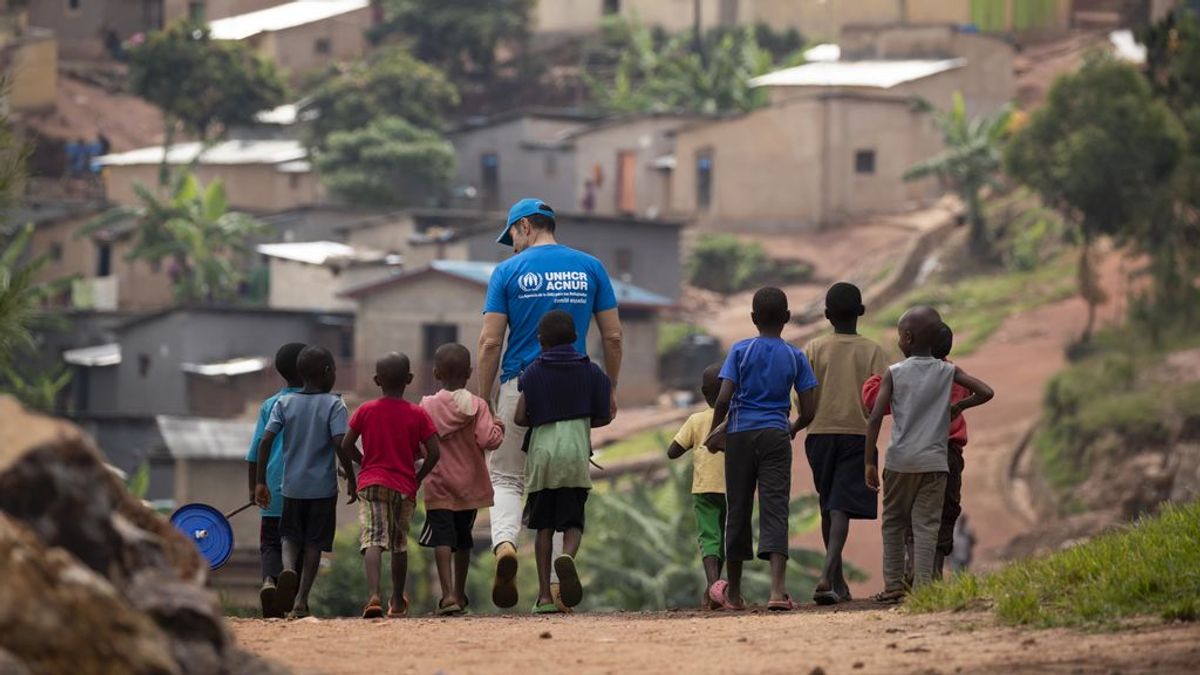 Jesús Vázquez visita los campos de refugiados de Ruanda