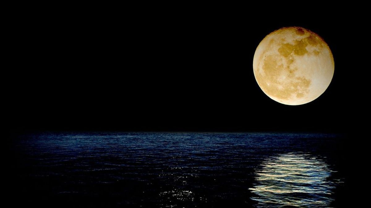 Esta noche se podrá ver la primera superluna de marzo desde casi todos los rincones de España