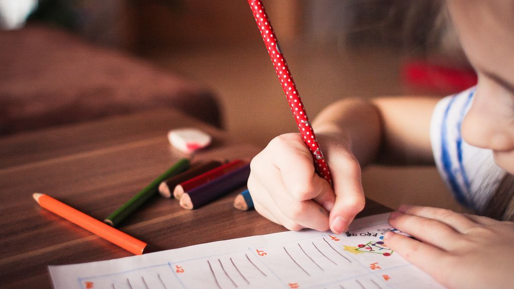 El horario recomendable para los niños en casa durante los días sin colegio por coronavirus El horario recomendable para los niños en casa durante los días sin colegio por coronavirus