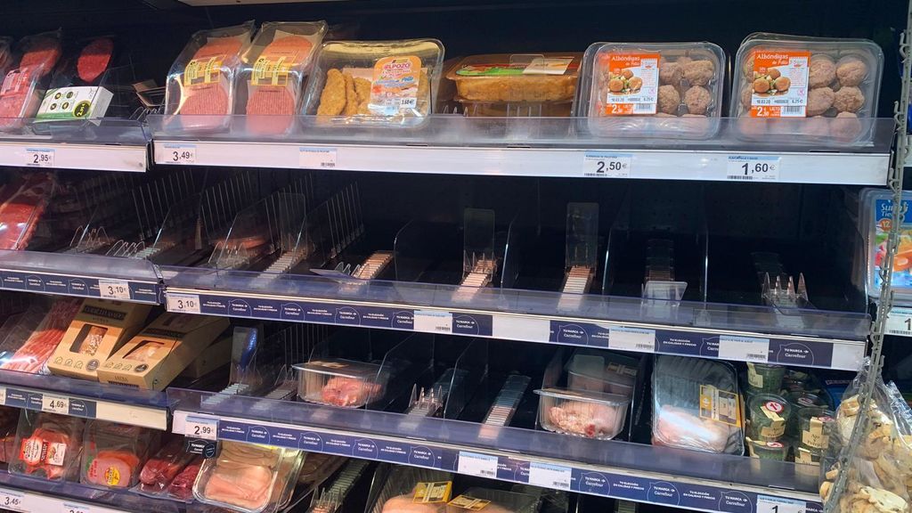 Estanterias de un supermercado
